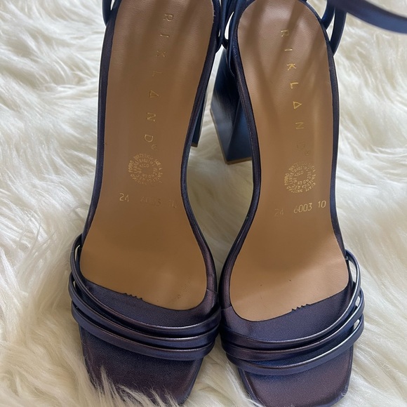 Metallic Navy Blue Women's Heels - Picture 5 of 9